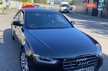 Седан Audi A4 2012 в Теребовлі