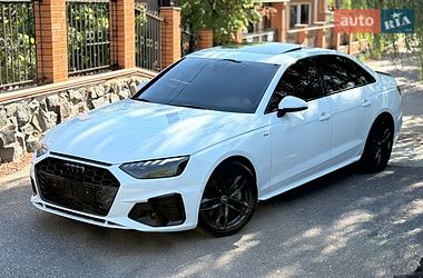 Audi A4  2020