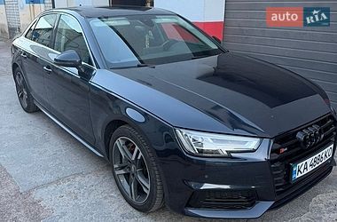 Audi A4  2018