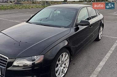 Седан Audi A4 2010 в Львові