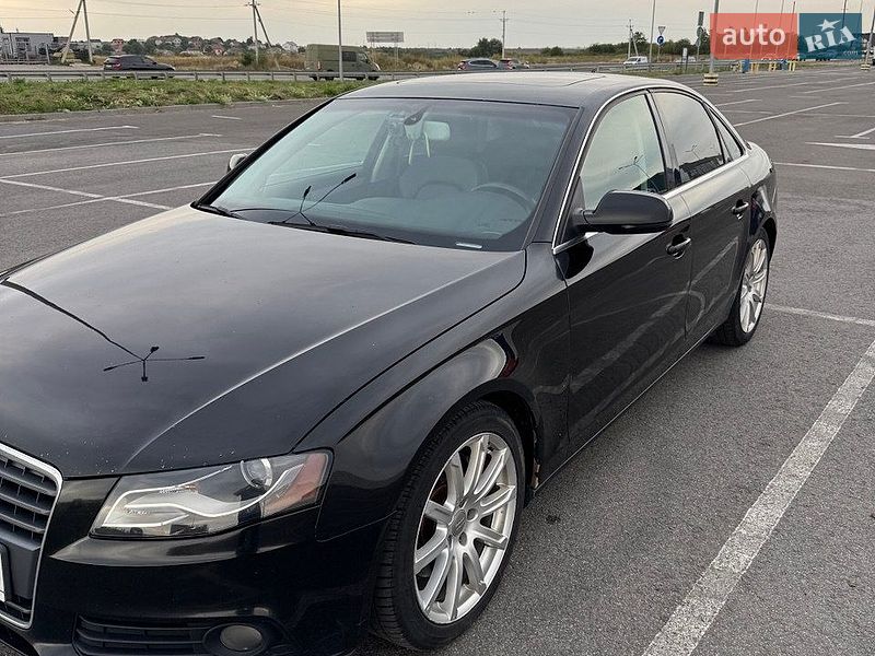 Седан Audi A4 2010 в Львові