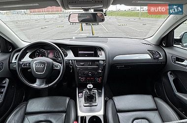 Седан Audi A4 2010 в Львові