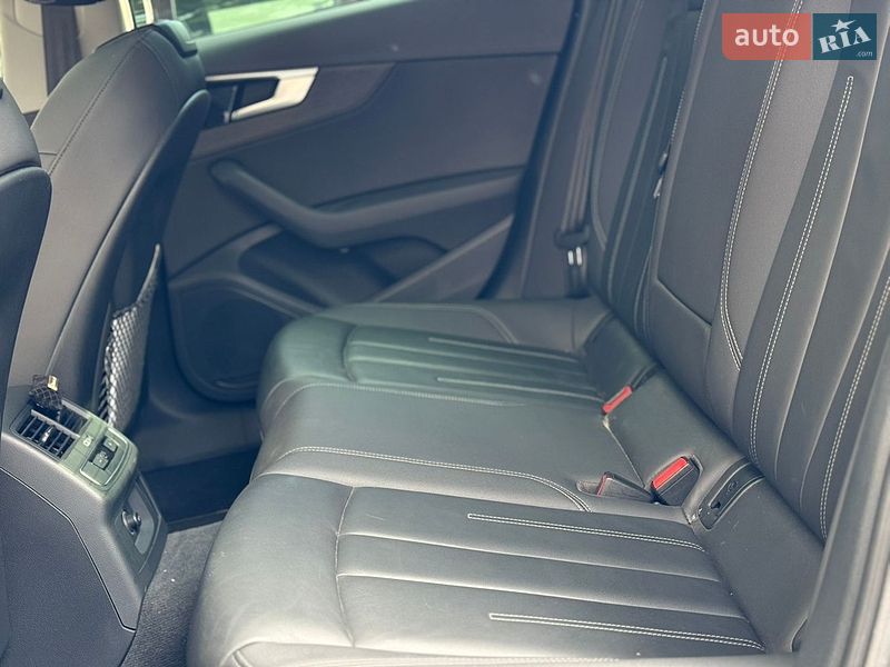 Седан Audi A4 2021 в Черкассах