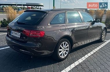 Універсал Audi A4 2012 в Житомирі