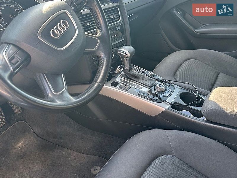 Універсал Audi A4 2012 в Житомирі