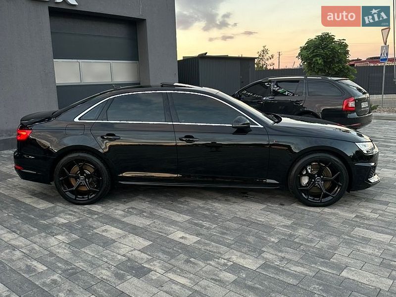 Седан Audi A4 2017 в Луцке