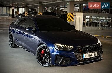 Audi A4  2020