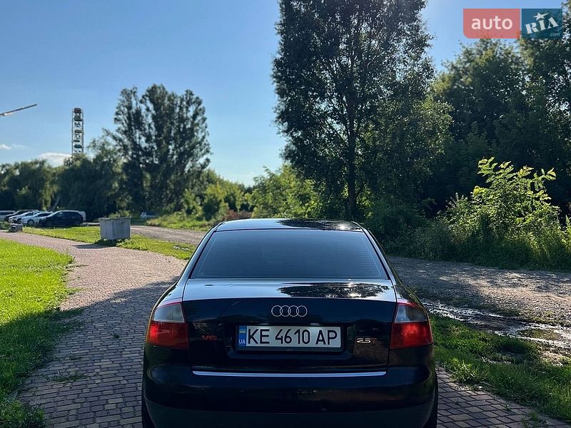 Седан Audi A4 2003 в Каменском