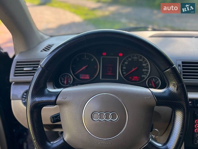 Седан Audi A4 2003 в Каменском