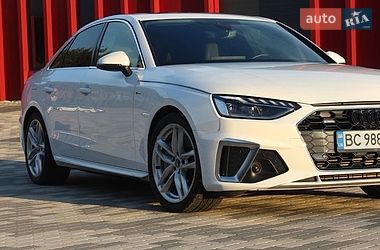 Audi A4  2022