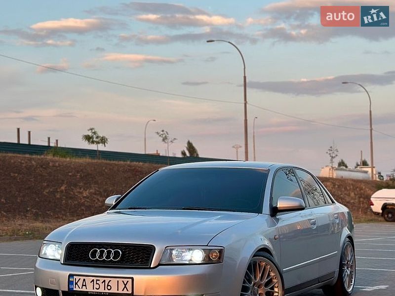 Седан Audi A4 2003 в Киеве