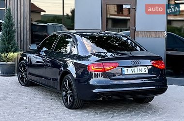 Седан Audi A4 2014 в Одесі