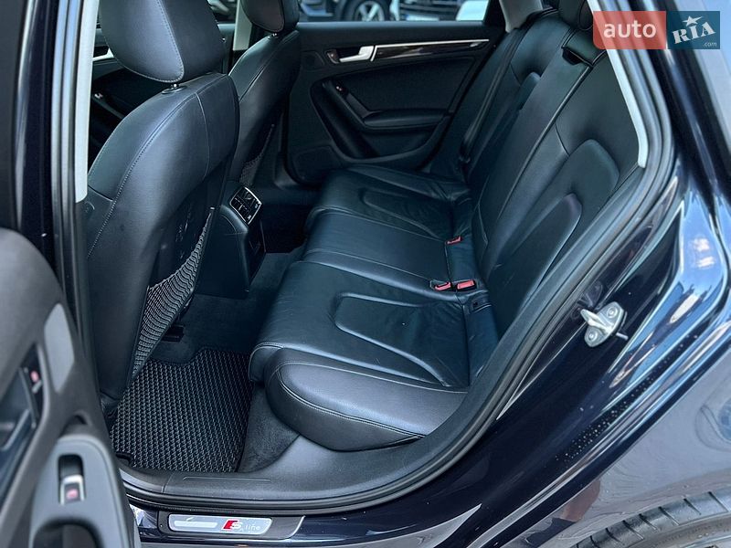 Седан Audi A4 2014 в Одесі