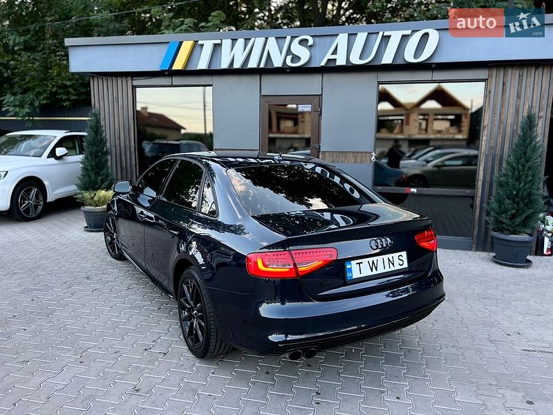 Седан Audi A4 2014 в Одесі