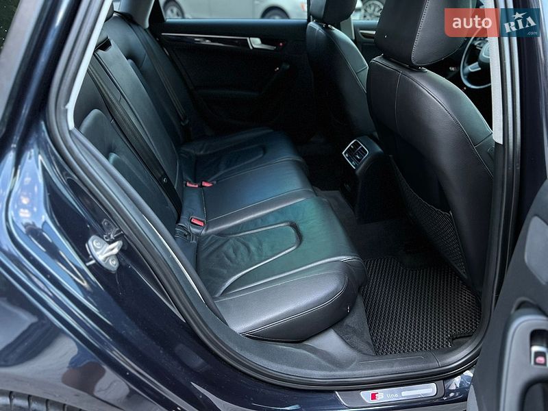 Седан Audi A4 2014 в Одесі