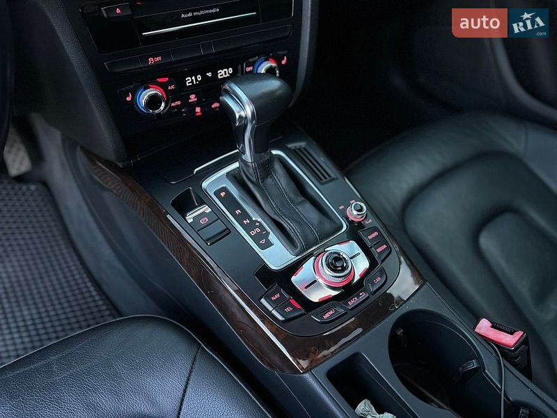 Седан Audi A4 2014 в Одесі