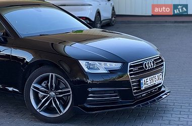 Седан Audi A4 2017 в Днепре
