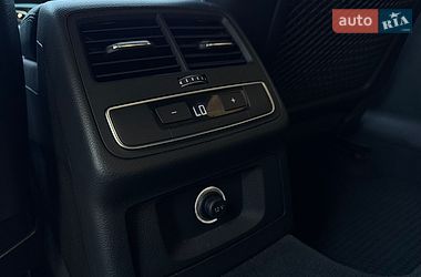 Седан Audi A4 2017 в Днепре