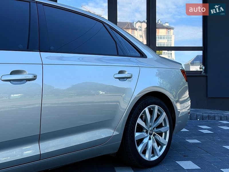 Седан Audi A4 2017 в Трускавце