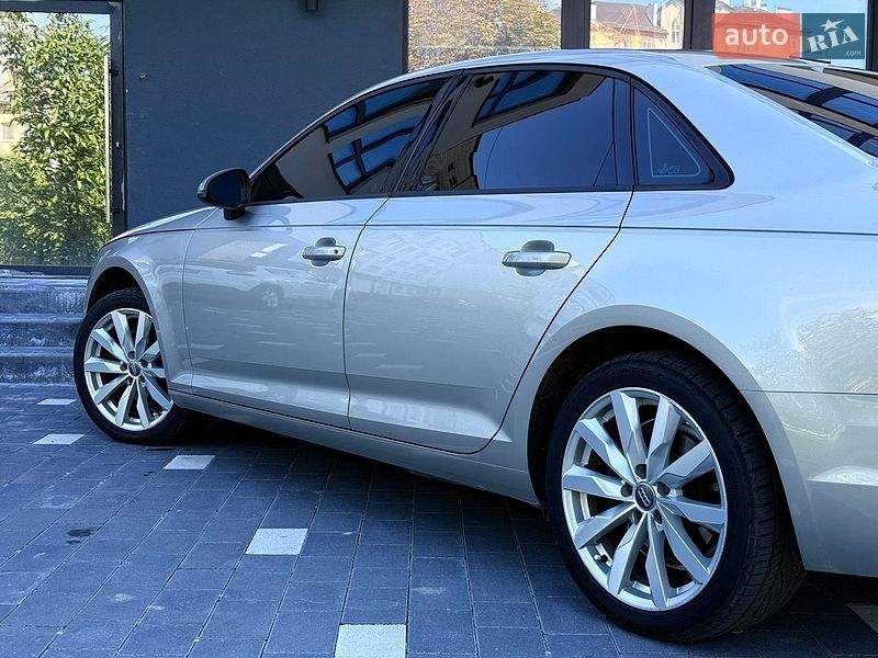 Седан Audi A4 2017 в Трускавце