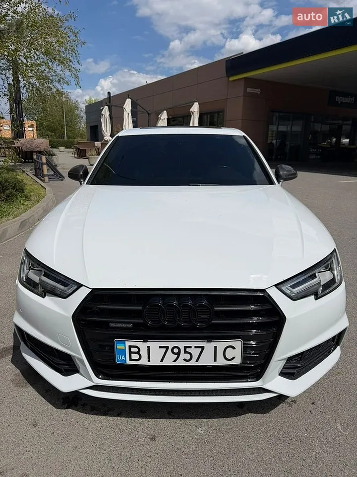 2018 Audi A4 - фото 1