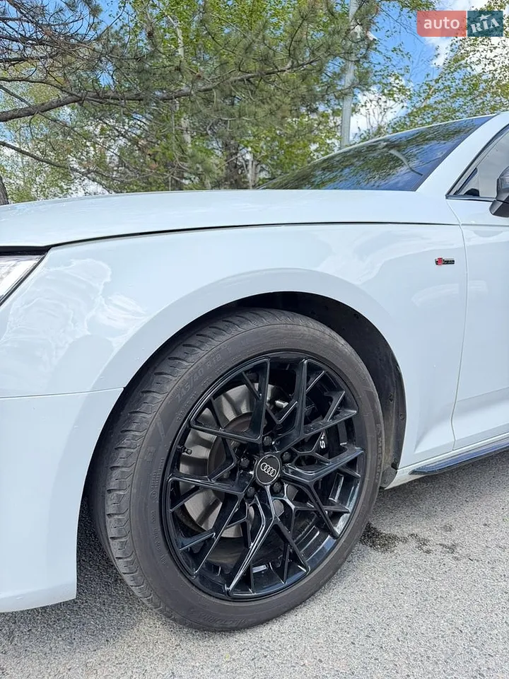 2018 Audi A4 - мініатюра 3