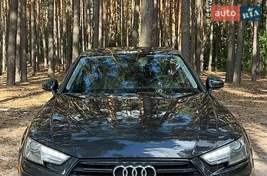 Audi A4  2019