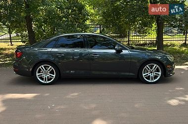 Седан Audi A4 2016 в Кременчуці