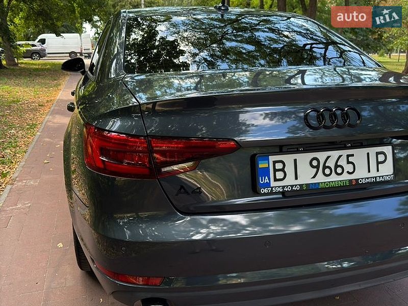 Седан Audi A4 2016 в Кременчуці