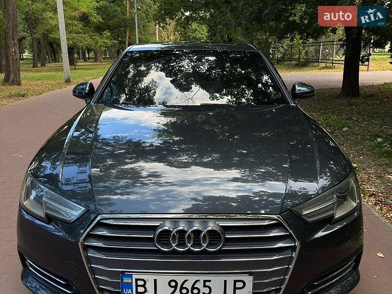 Седан Audi A4 2016 в Кременчуці