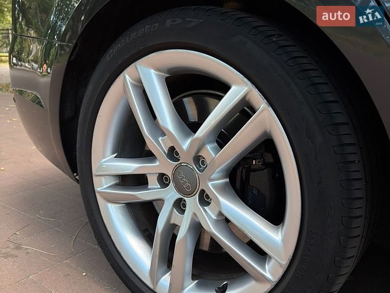 Седан Audi A4 2016 в Кременчуці
