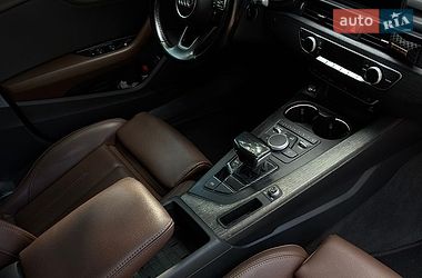 Седан Audi A4 2016 в Кременчуці