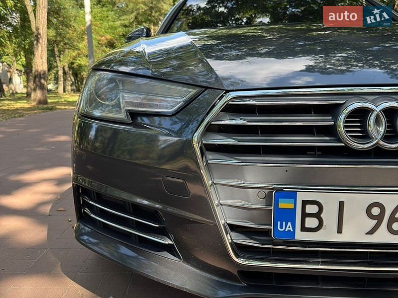 Седан Audi A4 2016 в Кременчуці