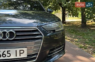 Седан Audi A4 2016 в Кременчуці