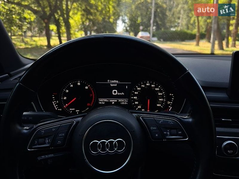 Седан Audi A4 2016 в Кременчуці