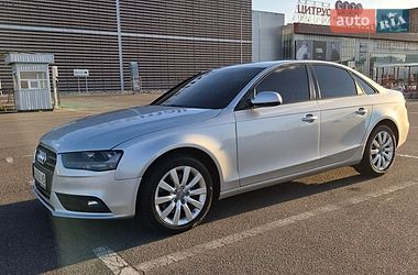 Audi A4  2012