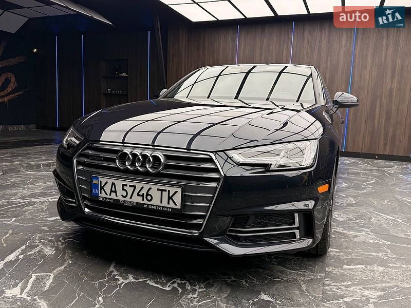 Седан Audi A4 2017 в Киеве
