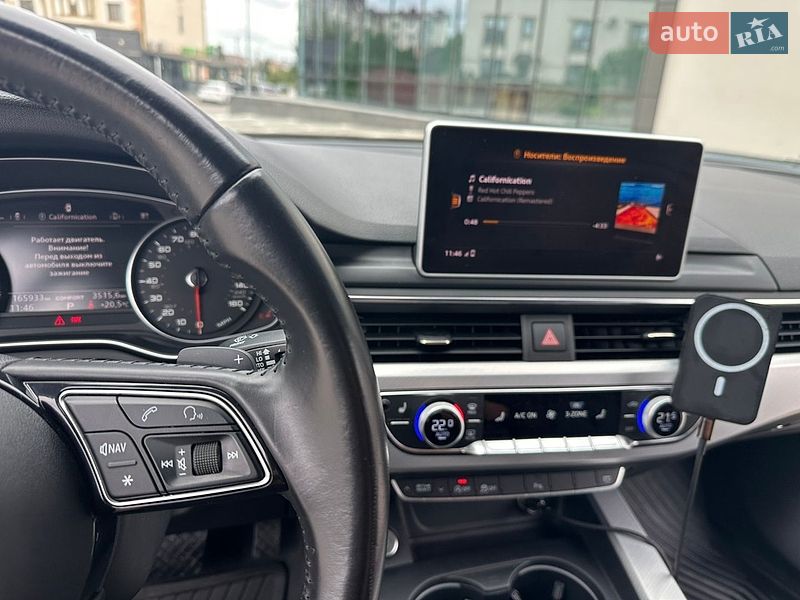 Седан Audi A4 2016 в Ровно