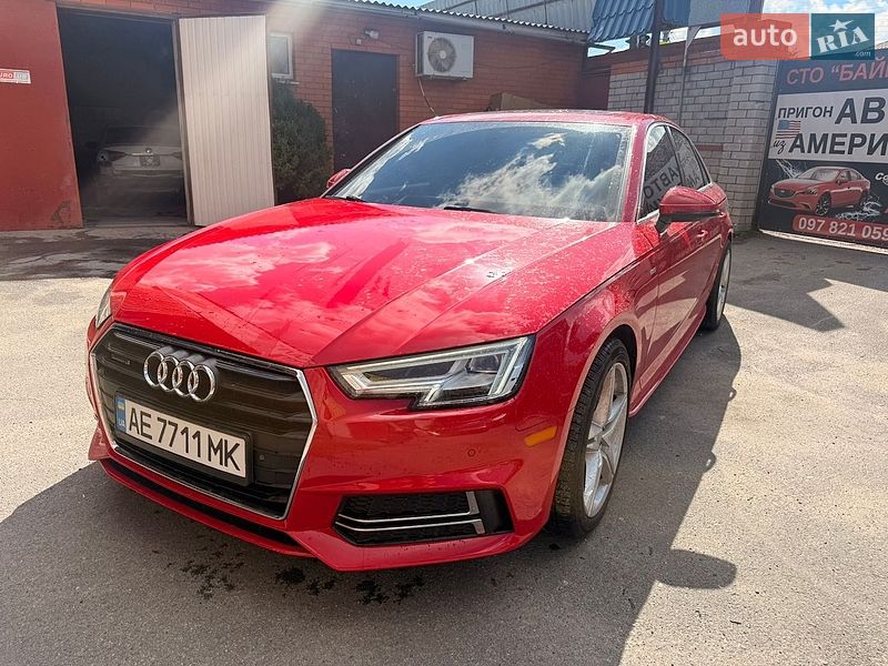 Седан Audi A4 2017 в Днепре