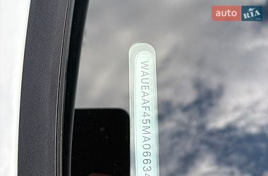 Седан Audi A4 2021 в Одессе