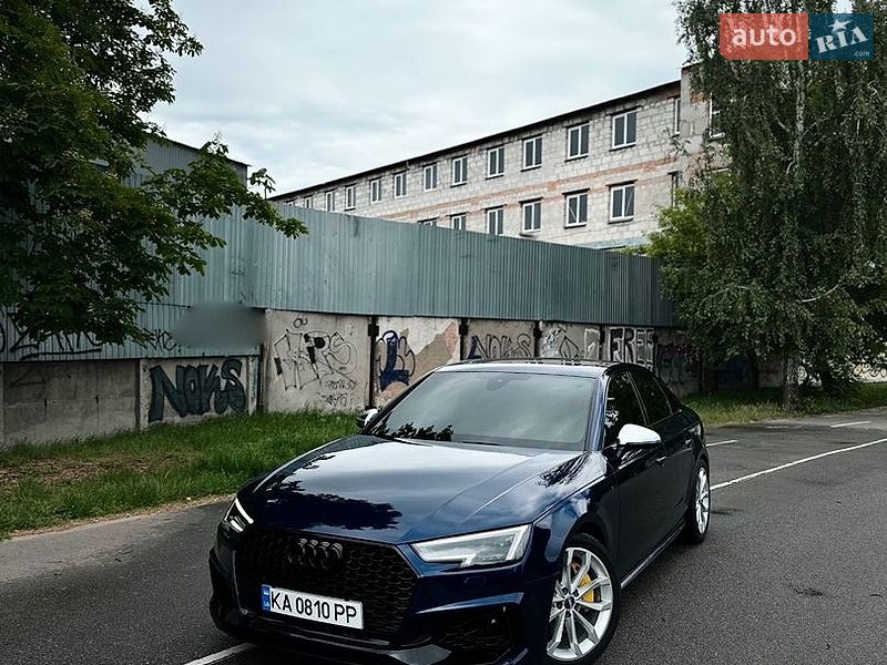 Audi A4 2019