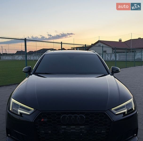 Универсал Audi A4 2016 в Ужгороде
