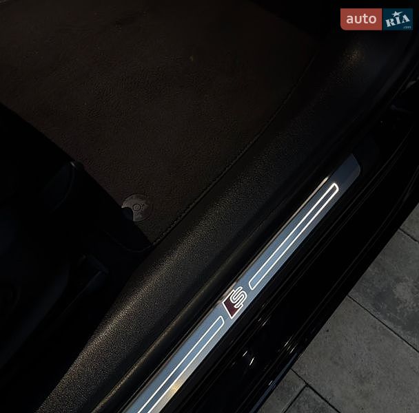 Универсал Audi A4 2016 в Ужгороде