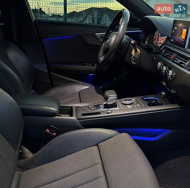Универсал Audi A4 2016 в Ужгороде