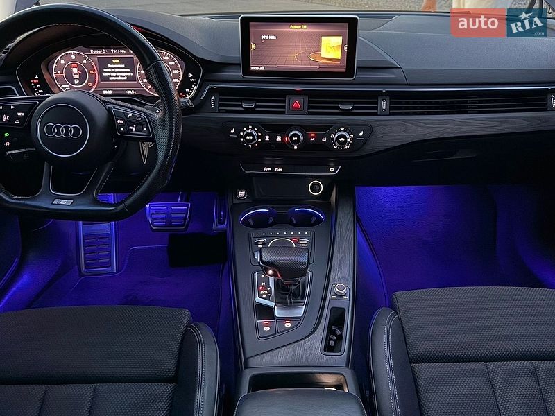 Универсал Audi A4 2016 в Ужгороде