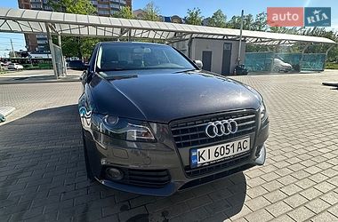 Audi A4  2011