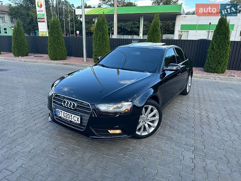Седан Audi A4 2013 в Одессе