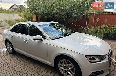 Седан Audi A4 2017 в Полтаве