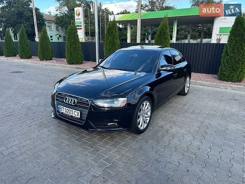 Седан Audi A4 2013 в Одессе