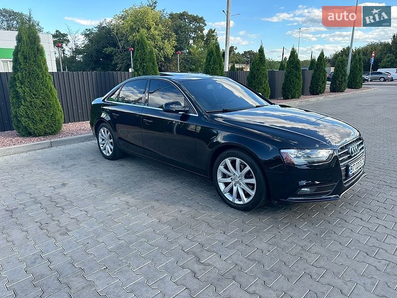 Седан Audi A4 2013 в Одессе